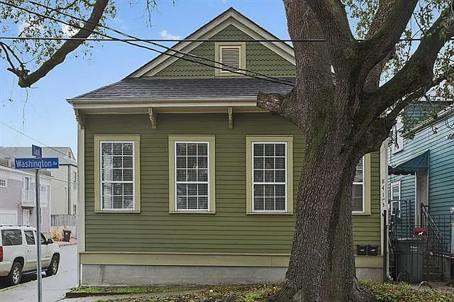 841 Washington Ave — Photo 2