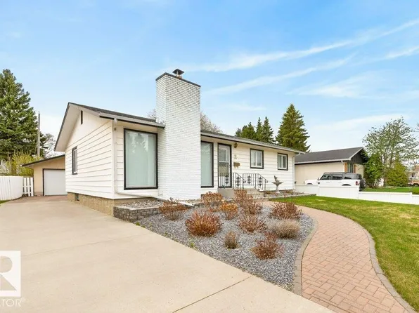 45 Ivy Cres, Strathcona County, AB T8A 1W5