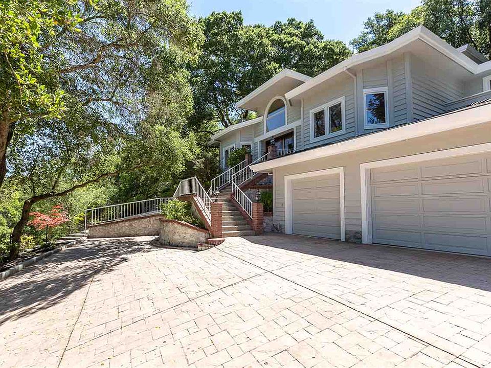 2nd image of 26 Merrill Cir S