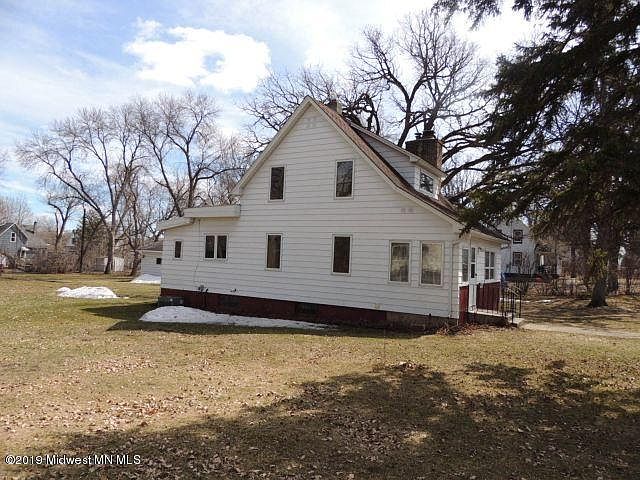 1st image of 1139 Woodrow Ave