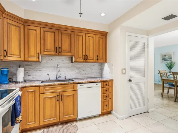 5601 Highway A1a #207N, Vero Beach, FL 32963
