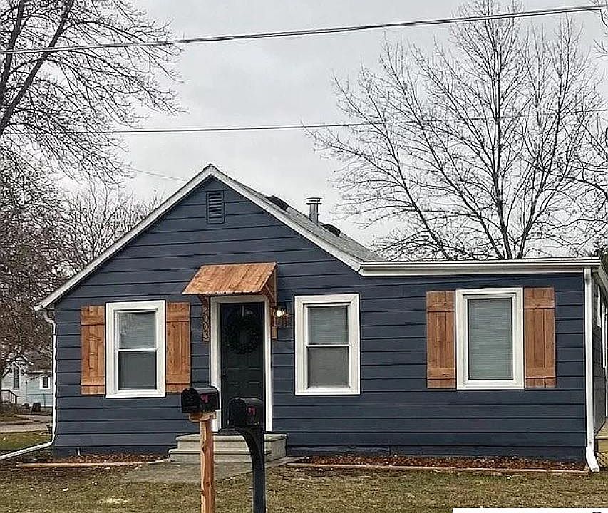 1st image of 2003 S Grover Ave
