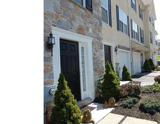 2nd image of 56 Lukens Mill Dr