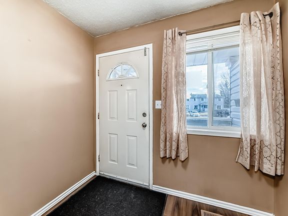4th image of 1580 Millwoods Rd E #6