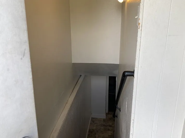 524 N Frey Ave #B — Photo 5