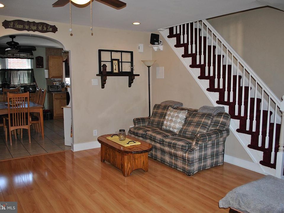 2nd image of 4238 Chippendale Ave