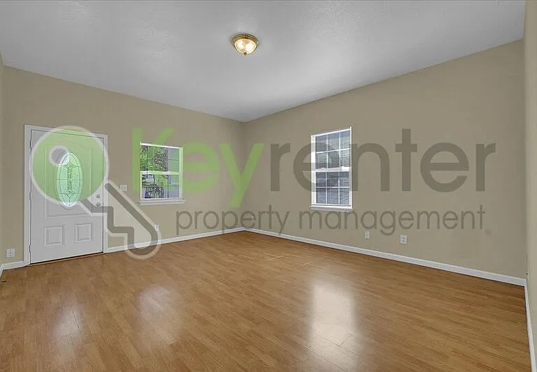 3220 2nd Ave — Photo 6