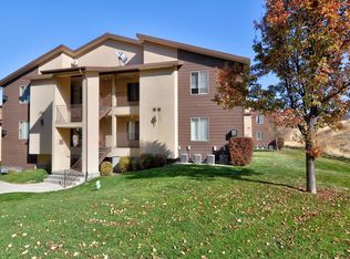 9255 S Jefferson Cv, Sandy, UT 84070