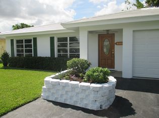 10302 NW 80th Dr, Tamarac, FL 33321