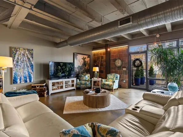 2120 Wyandotte St APT 16, Kansas City, MO 64108