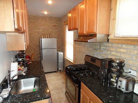 5th image of 1525 W Farwell Ave APT 1B