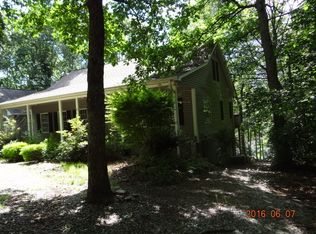 412 Holly Cir, Mount Airy, GA 30563