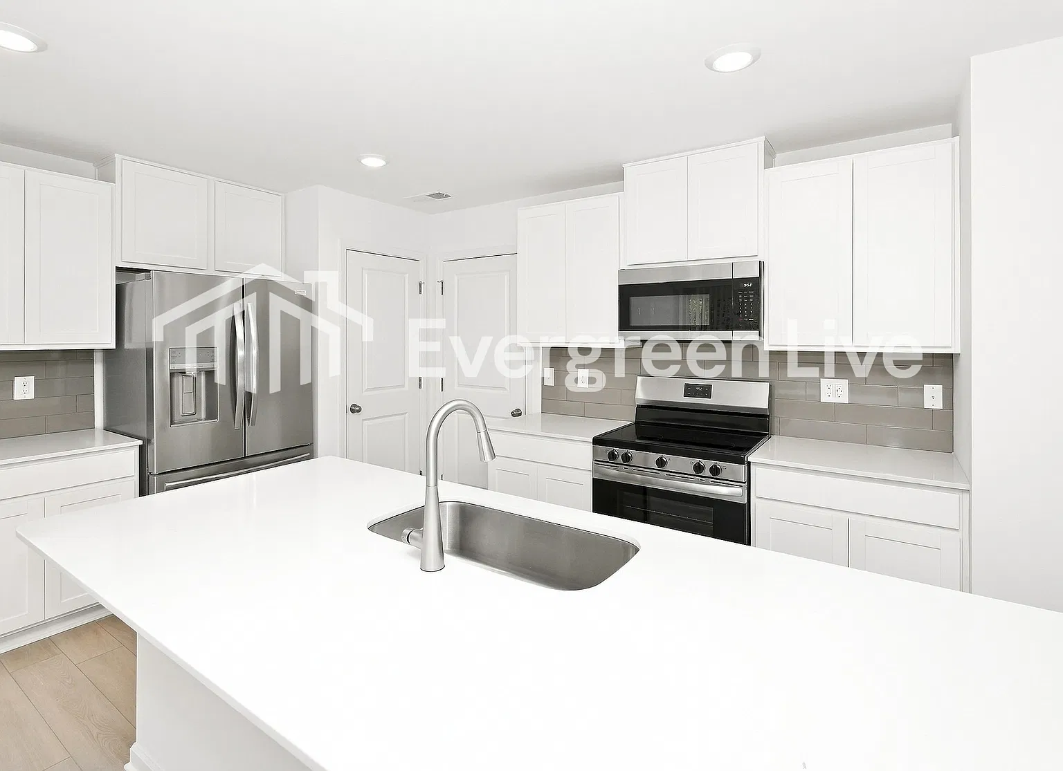 3 bed, 2.5 bath, 1665 sqft, $1,750 — Photo 4