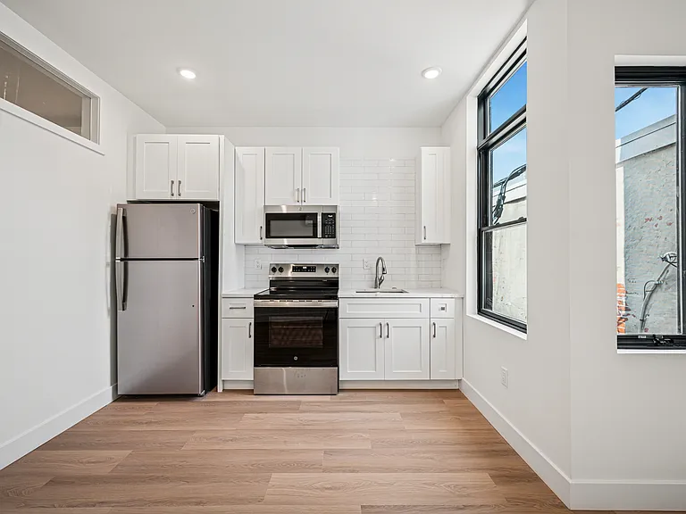 3018 N Broad St #A1 — Photo 5