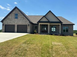 440 Cottontail Trl, Killen, AL 35645