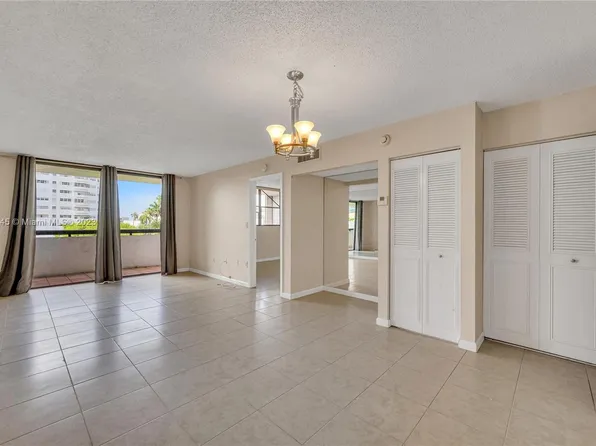 1775 Washington Ave APT 4D, Miami Beach, FL 33139