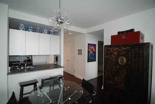 Rented by Nest Seekers International | media 23