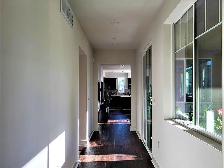 2820 Wagon Wheel Rd #402 — Photo 26