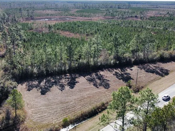 886 County Road 381 #A, Wewahitchka, FL 32465