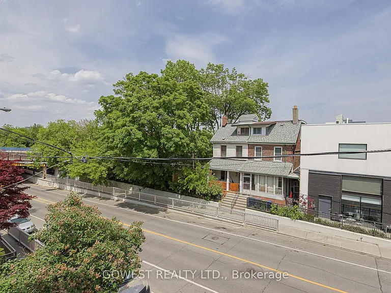 70 Brock Ave #2 — Photo 20