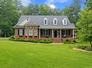 11530 Woodland Pond Pkwy, Chesterfield, VA 23838