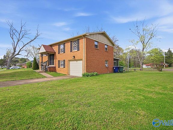 5th image of 6100 Belgrade Dr NW