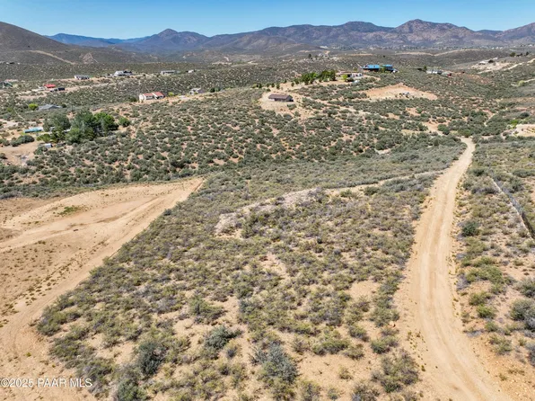 1285 S Stumps Rd, Dewey, AZ 86327