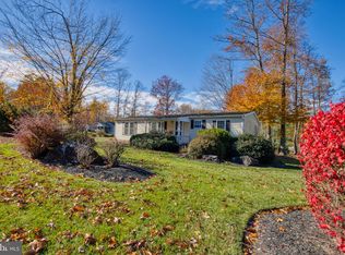 45 Aspen Dr, Manheim, PA 17545