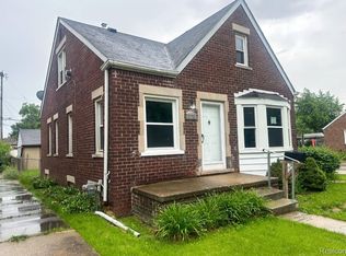 1793 Michigan Blvd, Lincoln Park, MI 48146