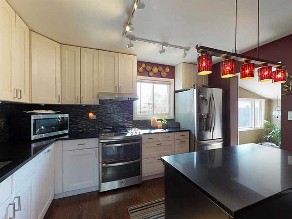 3rd image of 2685 Pearle Dr