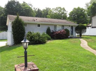 41 Blair Rd, Eighty Four, PA 15330