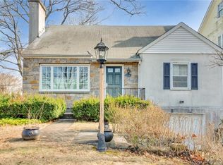 201 Spring St, Mount Kisco, NY 10549