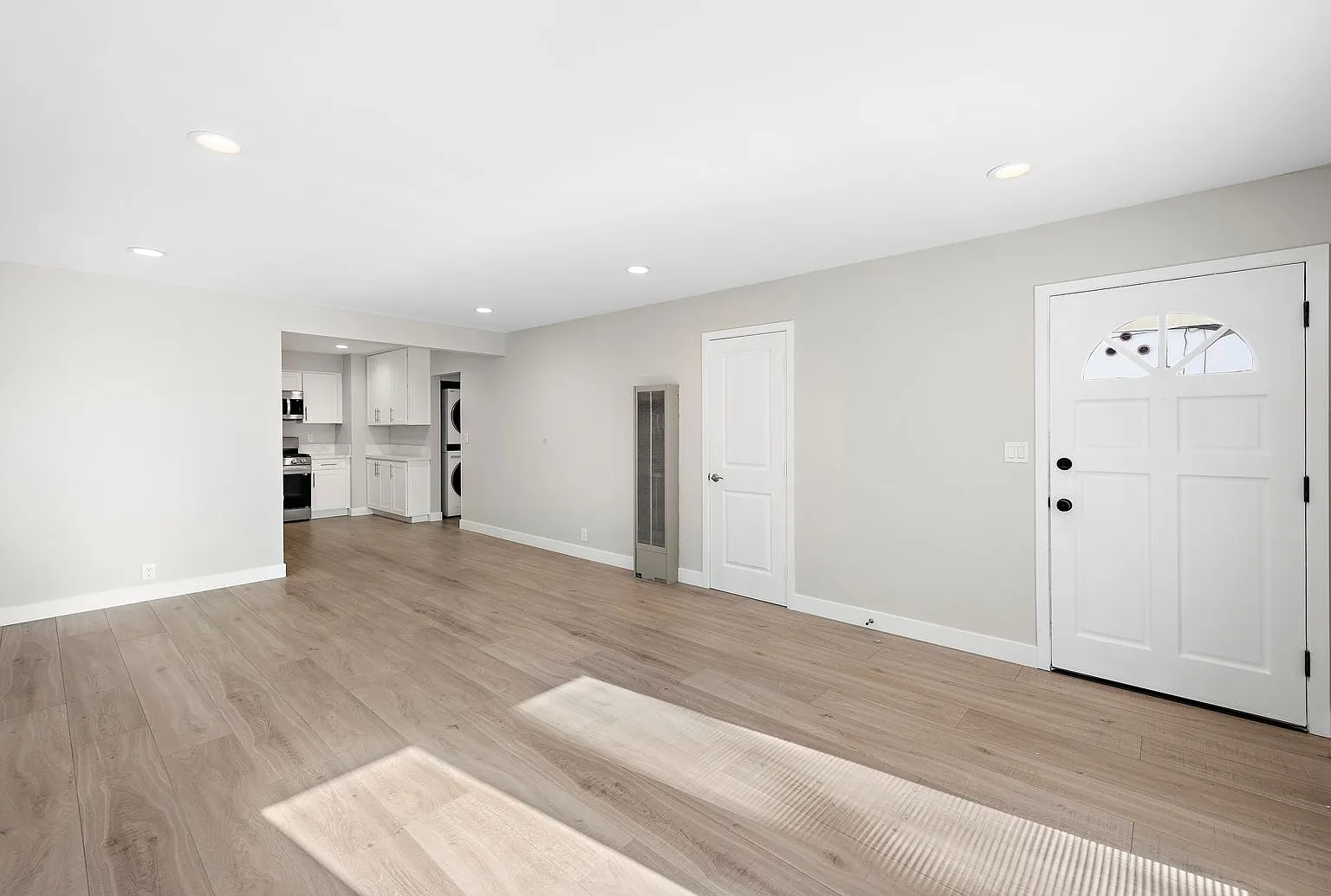 432 N Coast Hwy. — Photo 2
