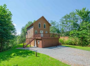 3657 Old Mountain Rd, Sevierville, TN 37876