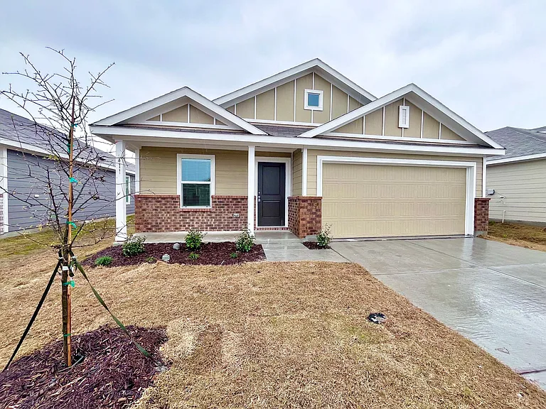 411 Ashbrook Way — Photo 1