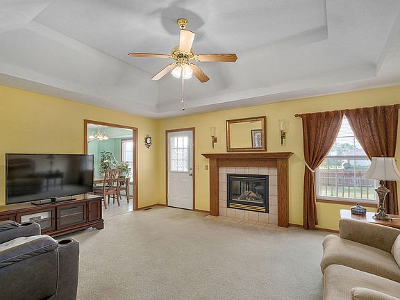 5th image of 3968 W Beechwood Street