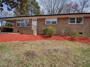 104 Jacklyn Ct, High Point, NC 27265