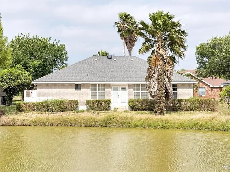 1910 Meadow Way Dr — Photo 9
