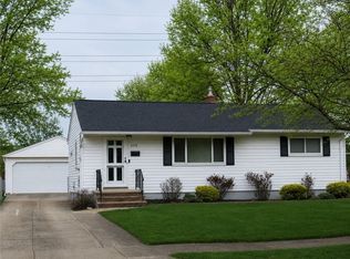 6176 Sylvia Dr, Brookpark, OH 44142