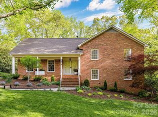 2818 Hinsdale St, Charlotte, NC 28210