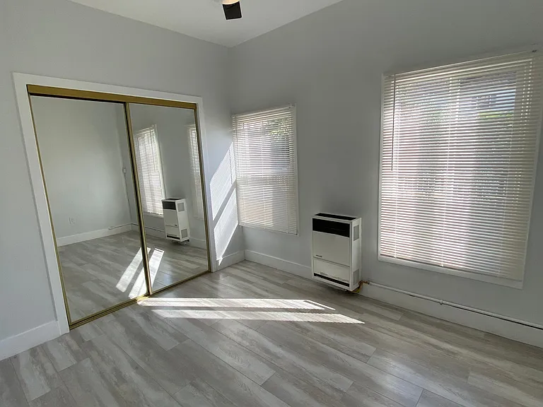 837 S Normandie Ave #102 — Photo 8