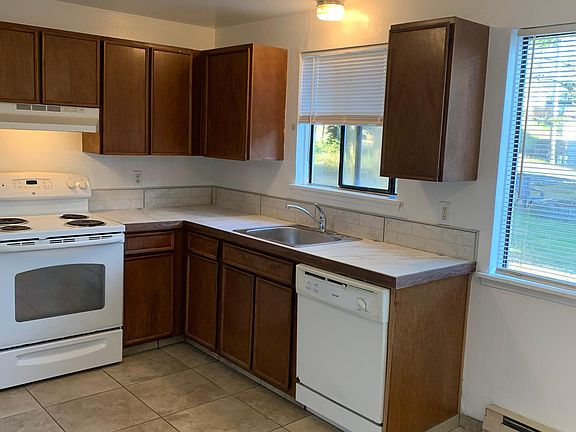 2nd image of 1640 S Aberdeen St #1