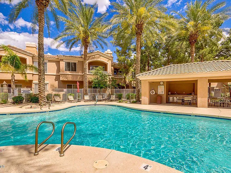 3800 S Cantabria Cir — Photo 38