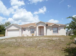 571 Haleybury St SW, Palm Bay, FL 32908