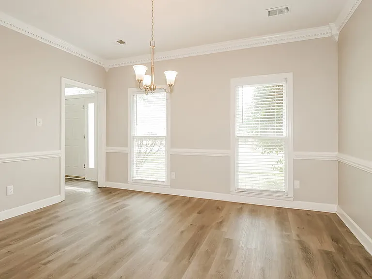 1776 Lichfield Ct — Photo 5