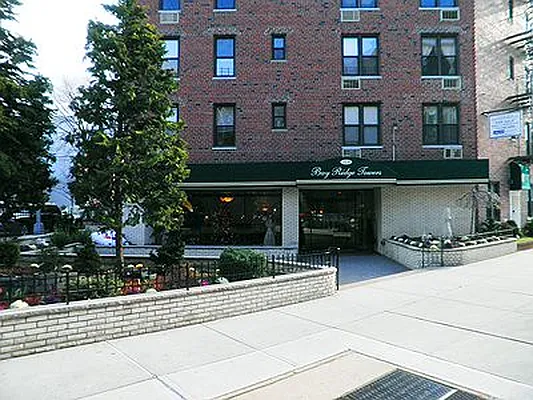 Rented by Awaye Realty Management LLC | media 37