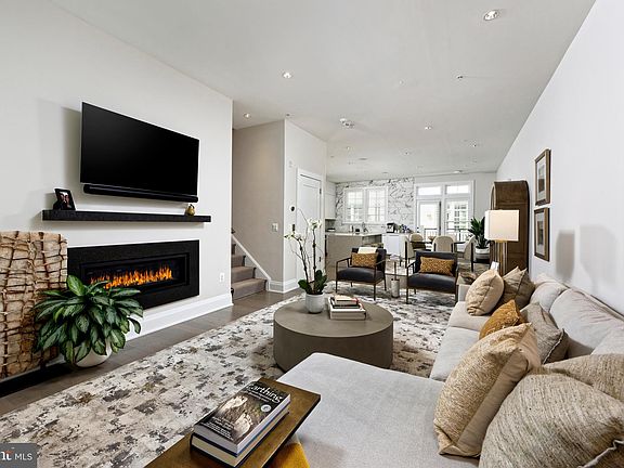 5th image of 17 Pioneer Mill Way