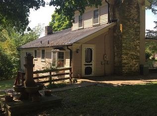 588 Zachary Taylor Hwy, Flint Hill, VA 22627