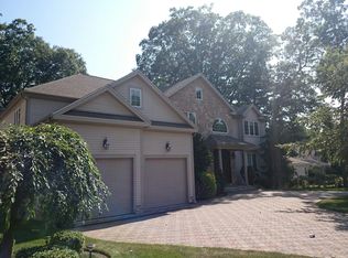 39 Brookline St, Newton, MA 02467