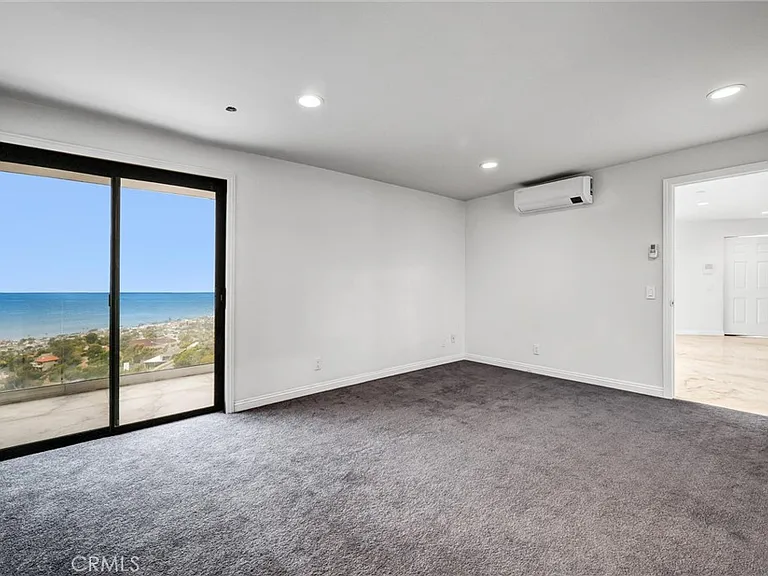 1360 Baja St #A — Photo 11
